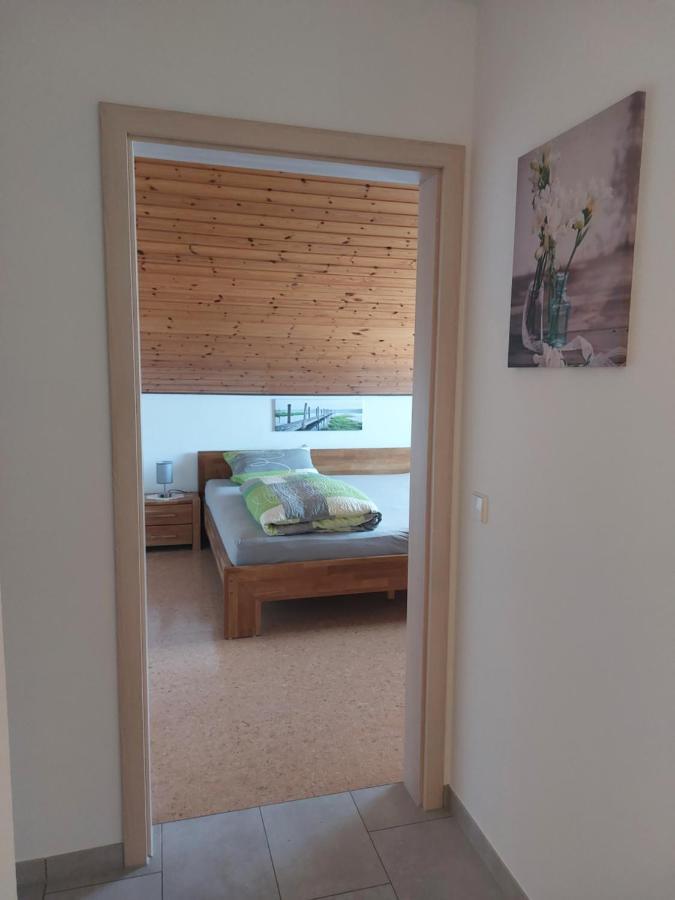 Moderne Ferienwohnung - Neu Renoviert - Ruhige Lage Waldachtal Exterior foto